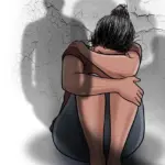 ଲଜ୍ଜା: ଟିଉସନ୍ ପାଇଁ ଡାକି ଦଶମ ଶ୍ରେଣୀ ଛାତ୍ରୀଙ୍କୁ ଦୁଷ୍କର୍ମ କଲେ ଇଂରାଜୀ ଶିକ୍ଷକ !