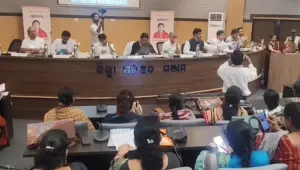 ଉପମୁଖ୍ୟମନ୍ତ୍ରୀଙ୍କ ଦୁଇ ଦିନିଆ ଗଞ୍ଜାମ ଗସ୍ତ: ବିଭିନ୍ନ କାର୍ଯ୍ୟର ସମୀକ୍ଷା ସହ ସମ୍ପୂର୍ଣ ଶ୍ରୀ ମିଶନ ଯୋଜନା ଶୁଭାରମ୍ଭ କଲେ ପ୍ରଭାତୀ