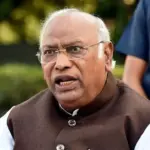 Khadge: ‘ଆତଙ୍କବାଦୀ’ ଟିପ୍ପଣୀ ପାଇଁ ଖଡ଼ଗେଙ୍କୁ ଇସି ନୋଟିସ୍‌