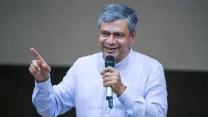 Indian Railways: ‘ଗରିବ-ମଧ୍ୟବିତ୍ତଙ୍କୁ ଆରାମଦାୟକ ଯାତ୍ରୀ ସେବା ଯୋଗାଇ ଦେବା ରେଳବାଇର ପ୍ରାଥମିକତା’