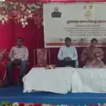 Corruption: ମୁଖ୍ୟମନ୍ତ୍ରୀ କନ୍ୟା ବିବାହ ଯୋଜନା ପ୍ରହସନ: ବିବାହିତାଙ୍କୁ ମଣ୍ଡପରେ ବସାଇଦେଲା ପ୍ରଶାସନ