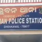Sand mafia: ବେଆଇନ୍ ବାଲିଘାଟ ଚଢ଼ାଉ ବେଳେ ପୁଲିସ ଉପରକୁ ଟେକା ମାଡ଼ କଲେ ଦୁର୍ବୃତ୍ତ